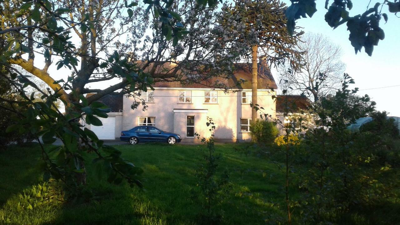 Lisieux House On Lough Neagh Bed & Breakfast Aghalee Bagian luar foto