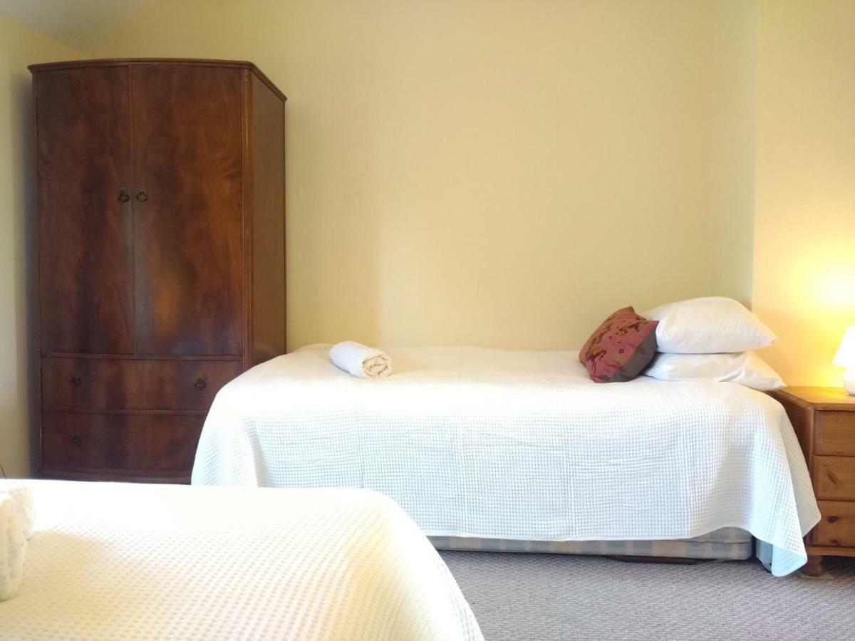 Lisieux House On Lough Neagh Bed & Breakfast Aghalee Bagian luar foto